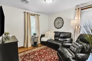42 Melbourne Rd, Worcester, MA 01607 - Photo 18