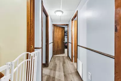 42 Melbourne Rd, Worcester, MA 01607 - Photo 28