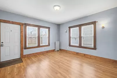 55 Elmwood Ave, Holyoke, MA 01040 - Photo 12
