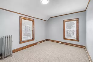55 Elmwood Ave, Holyoke, MA 01040 - Photo 28