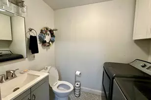 43 Lincoln St, Greenfield, MA 01301 - Photo 8