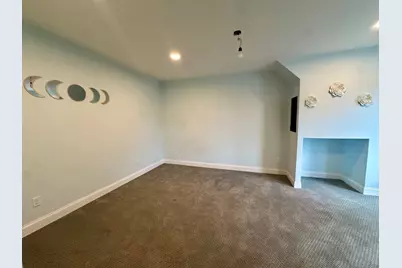 43 Lincoln St, Greenfield, MA 01301 - Photo 14