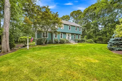 8 Joseph Rd, Hopkinton, MA 01748 - Photo 2
