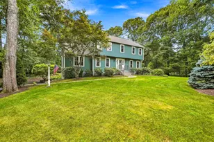 8 Joseph Rd, Hopkinton, MA 01748 - Photo 2