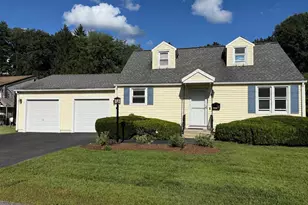 12 Waterman Rd, Auburn, MA 01501 - Photo 1