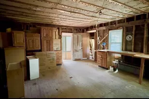 136 Montague City Rd, Greenfield, MA 01301 - Photo 12