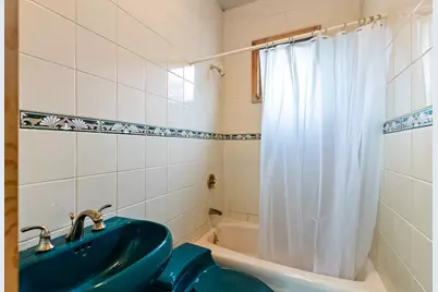 42 Howard St, Cambridge, MA 02139 - Photo 22
