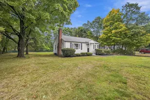 9 Malcolm St, Norfolk, MA 02056 - Photo 4