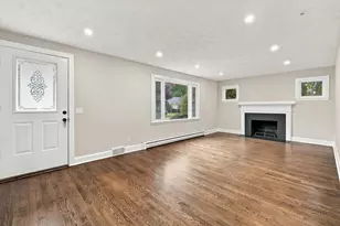 9 Malcolm St, Norfolk, MA 02056 - Photo 8