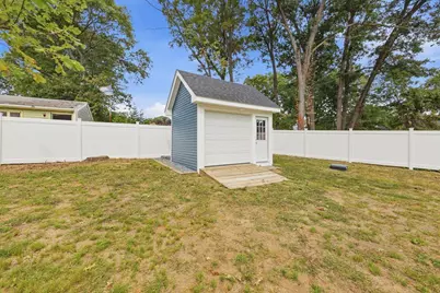 3 Colonial Road, Milford, MA 01757 - Photo 32