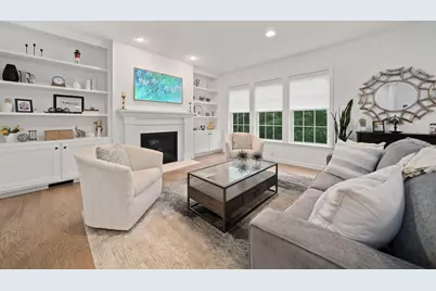 33 Skyhawk Cir, Weymouth, MA 02190 - Photo 6