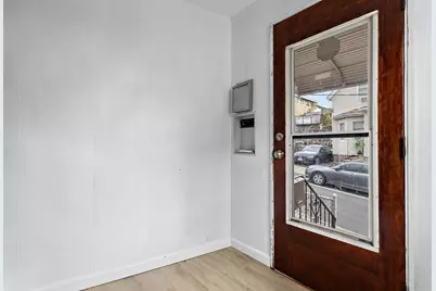 17 Ashton St, Everett, MA 02149 - Photo 4