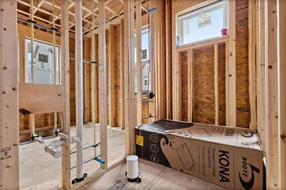 17 Ashton St, Everett, MA 02149 - Photo 34