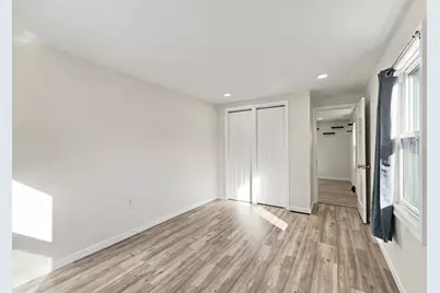 196 Clarendon Ave, Chicopee, MA 01013 - Photo 10