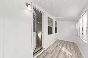 196 Clarendon Ave, Chicopee, MA 01013 - Photo 2