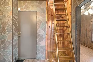 340 Beech St, Boston, MA 02131 - Photo 6