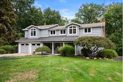 52 Damon Road, Needham, MA 02494 - Photo 2