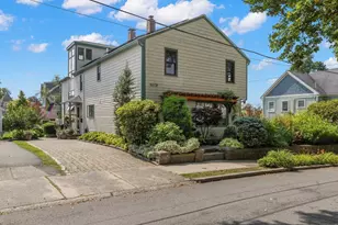 17 Sutton Ave, Salem, MA 01970 - Photo 6