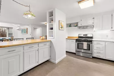 17 Sutton Ave, Salem, MA 01970 - Photo 12
