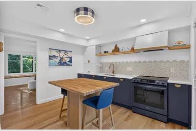 26 Fifer Ln #26, Lexington, MA 02420 - Photo 2
