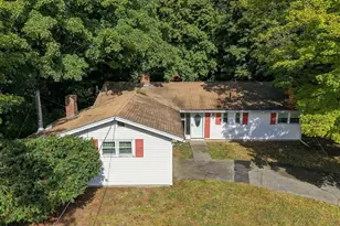 32 Curwen Rd, Peabody, MA 01960 - Photo 2