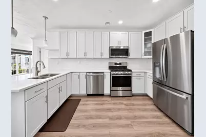 320 Middlesex Ave #D202, Medford, MA 02155 - Photo 4