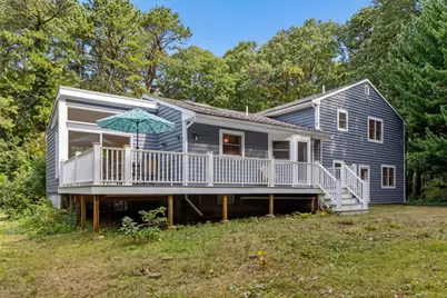 43 Heather Ln, Falmouth, MA 02556 - Photo 2