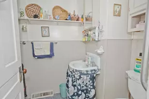 147 South St, Bernardston, MA 01337 - Photo 10
