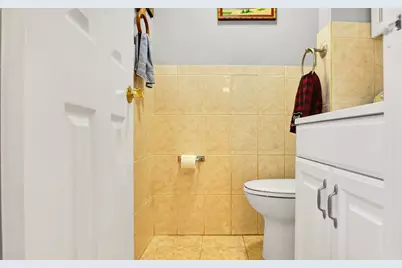 23 Briarwood Pl, Westfield, MA 01085 - Photo 10
