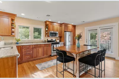 225 Jackson Rd #225, Newton, MA 02458 - Photo 8