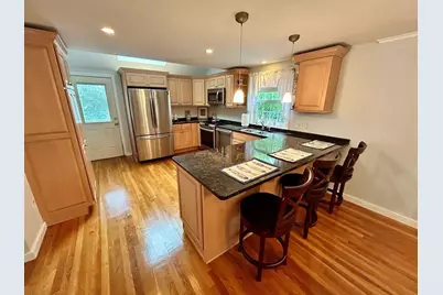 103 Eastwood Circuit, Boston, MA 02132 - Photo 6
