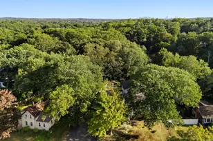 78 Forest St, Wakefield, MA 01880 - Photo 36