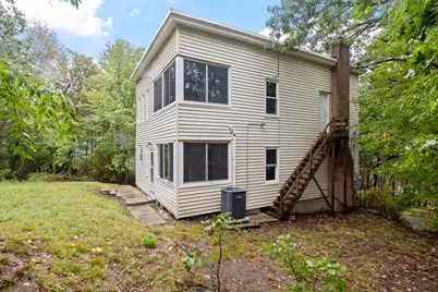 15 Nutting St, Fitchburg, MA 01420 - Photo 6