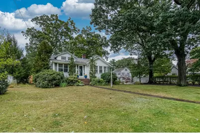 22 Elmwood Avenue, Dedham, MA 02026 - Photo 4