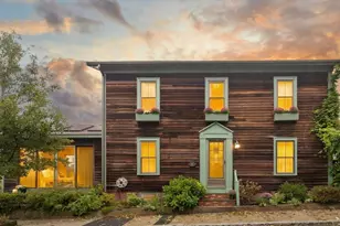 15 Myrtle St, Beverly, MA 01915 - Photo 1