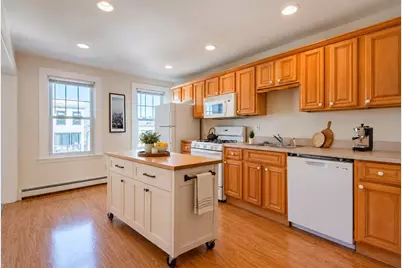 430 E 3rd St. #3, Boston, MA 02127 - Photo 4