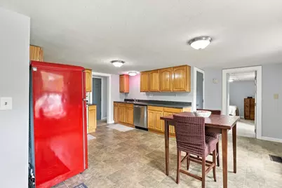 4 Hale St, Winchendon, MA 01475 - Photo 4