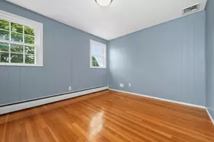 203 Woburn St, Medford, MA 02155 - Photo 14
