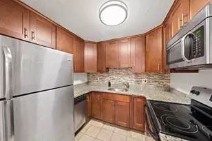 95 Fountain Ln, Weymouth, MA 02190 - Photo 10