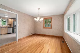 11 Summit Rd, Southborough, MA 01772 - Photo 6