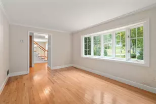11 Summit Rd, Southborough, MA 01772 - Photo 14