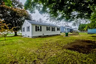 82 Gill St, Chicopee, MA 01013 - Photo 26