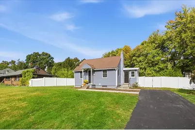 141 New Ludlow Rd, Granby, MA 01033 - Photo 2