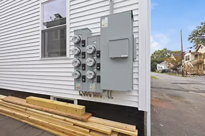 4 Phelps Ave, Westfield, MA 01085 - Photo 28