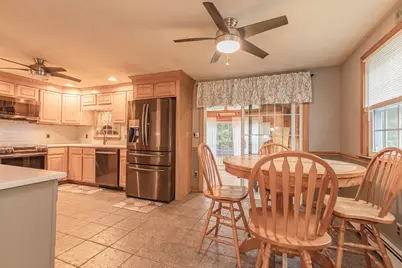 191 Cynthia Dr, Raynham, MA 02767 - Photo 8