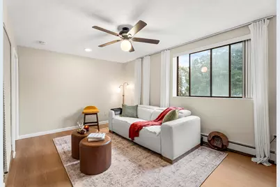 295 Main St #15, Reading, MA 01867 - Photo 6
