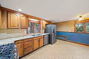 209 Highland Ave, Quincy, MA 02170 - Photo 8