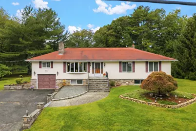 15 Madison Ct, Westport, MA 02790 - Photo 1