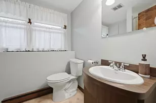 44 Dennison Hill Rd, Southbridge, MA 01550 - Photo 20