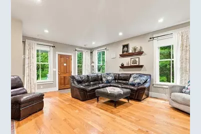 63 Wood St, Holden, MA 01522 - Photo 4